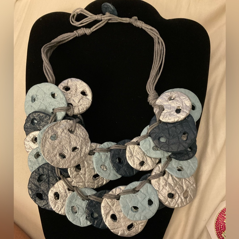 Necklace - Picture 4 of 4